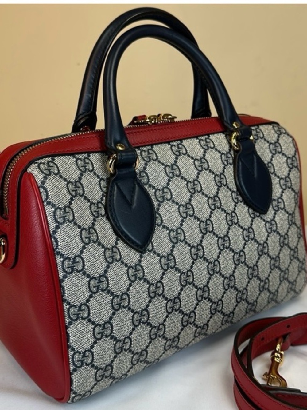 Gucci Navy GG Supreme Red Leather Trim Boston Red Crossbody Strap Dustbag COA - Picture 6 of 16